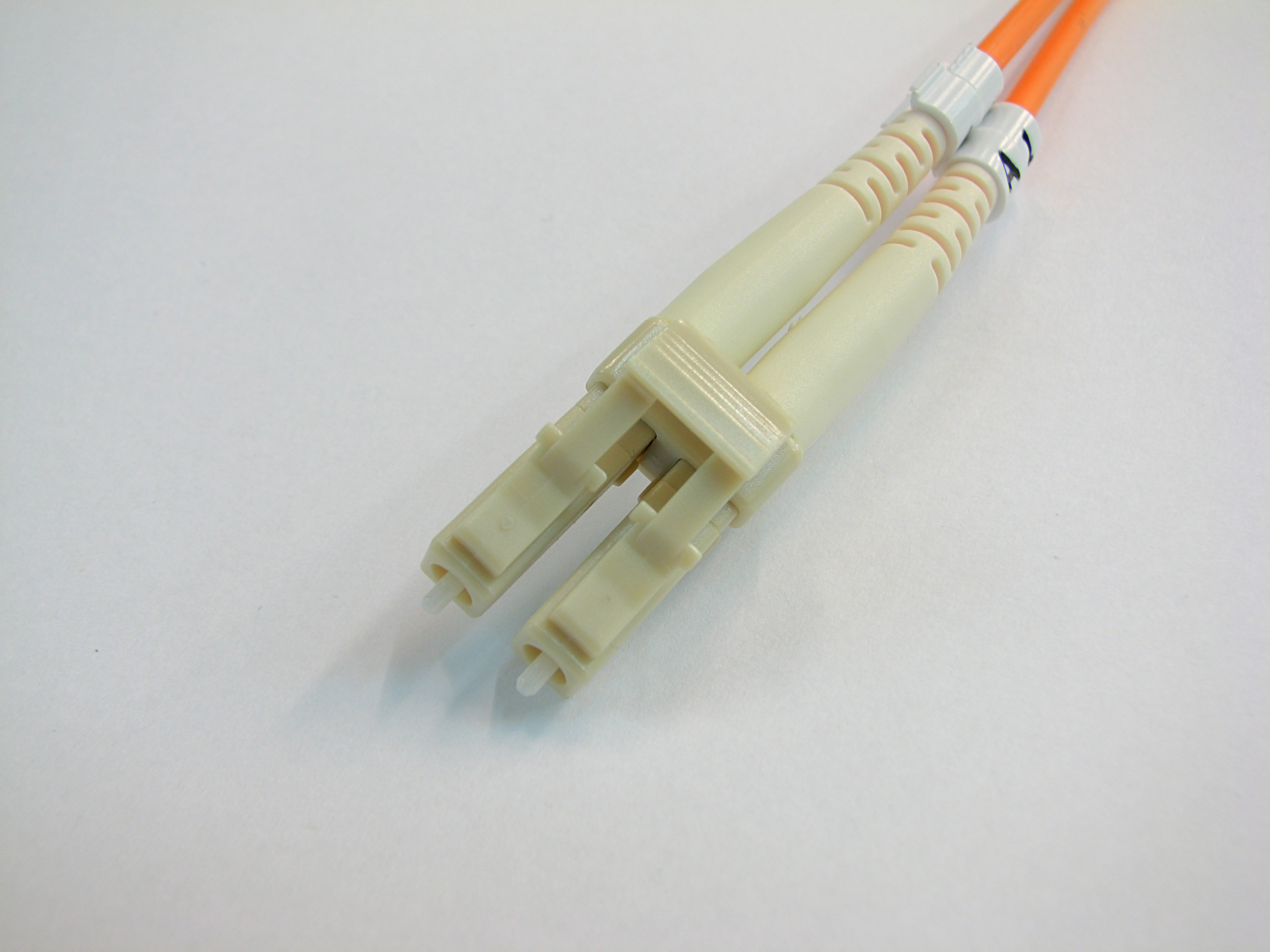 optical-fiber-connector-lc.jpg